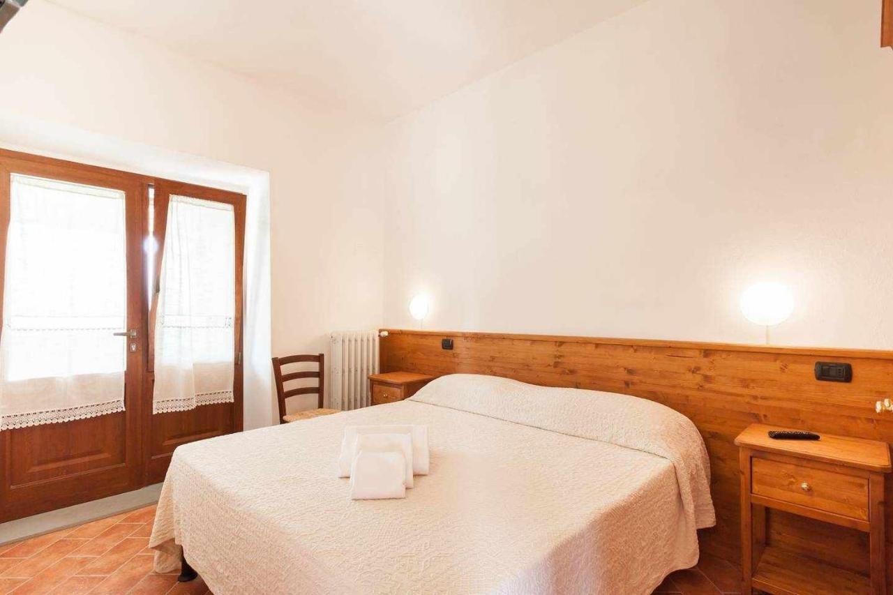 Villa Cantone & Spa Piscina Privata Сансеполкро Екстериор снимка